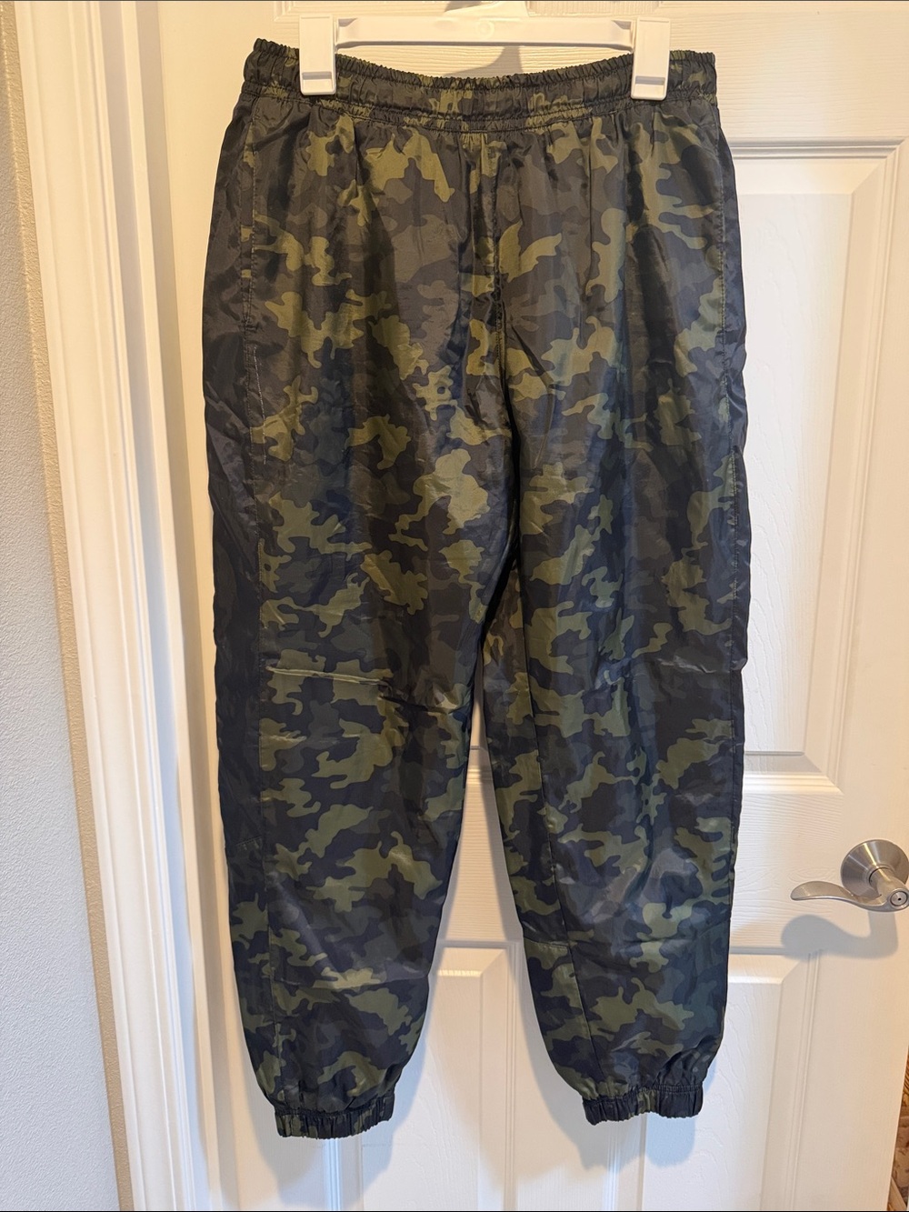 Men's Camouflage Elastic-Waist Jogger Pants - Green Camo